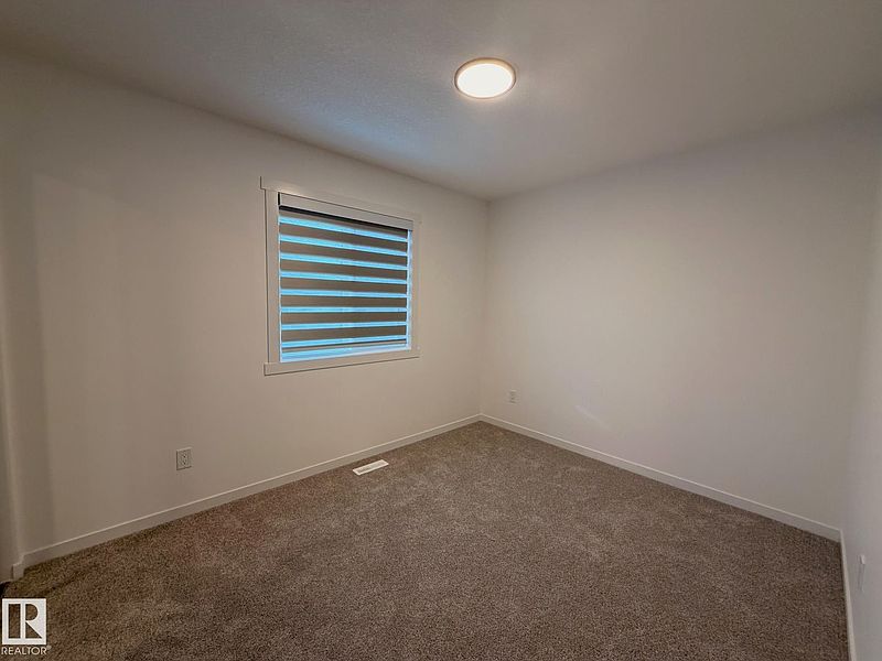 Edmonton Townhouse for rent - 3 Bedrooms — photo 9