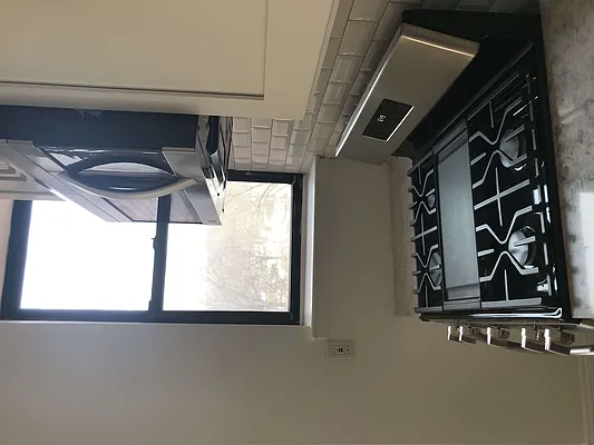 Rented by Sandra Ospina, Licensed Real Estate Broker | media 29