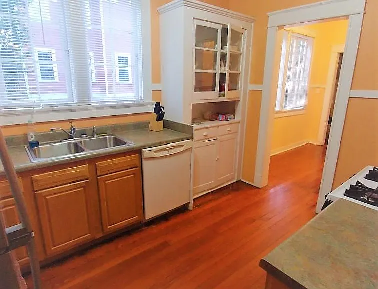 3112 Napoleon Ave — Photo 10