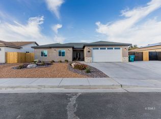 1033 Ocean Ave, Ridgecrest, CA 93555