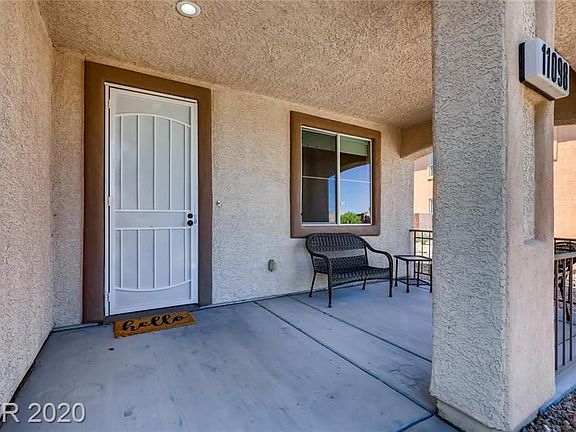3rd image of 11098 Village Crest Ln