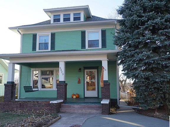2nd image of 3329 Jackson St