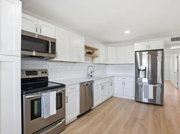 2005 Newport G, Deerfield Beach, FL 33442