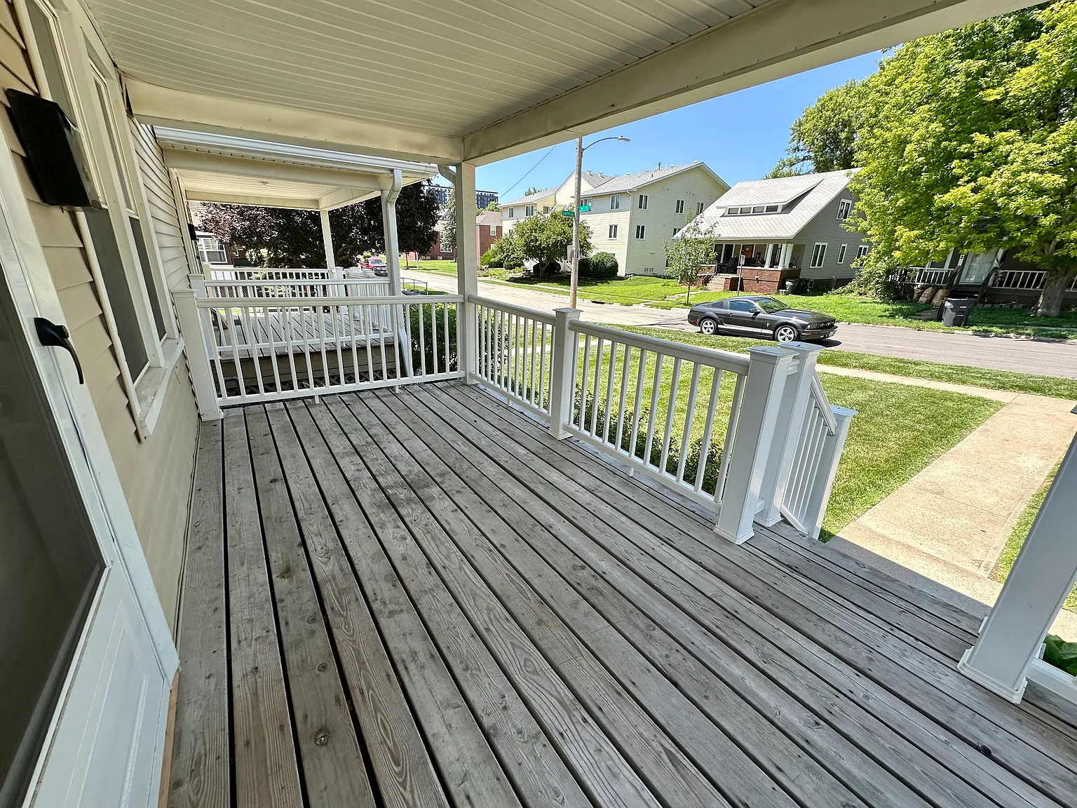 3 bed, 1350 sqft, $1,700 — Photo 3