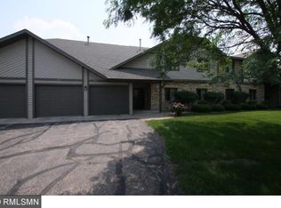 2056 Stockinger Dr, Saint Cloud, MN 56303