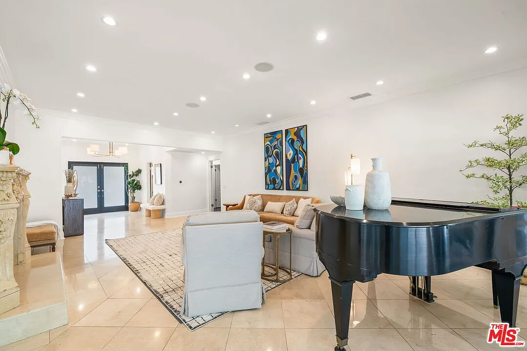 9023 Alto Cedro Drive - 1 — Photo 4