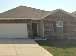 1749 Escondido Dr, Haslet, TX 76052