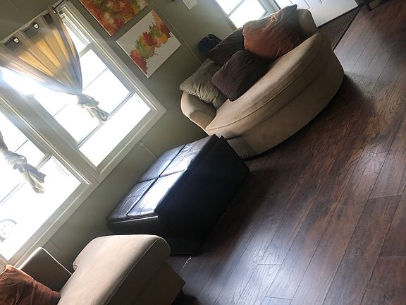 3rd image of 2535 West Blvd