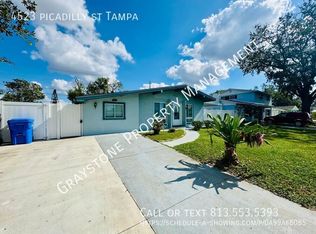 4523 Picadilly St, Tampa, FL 33634
