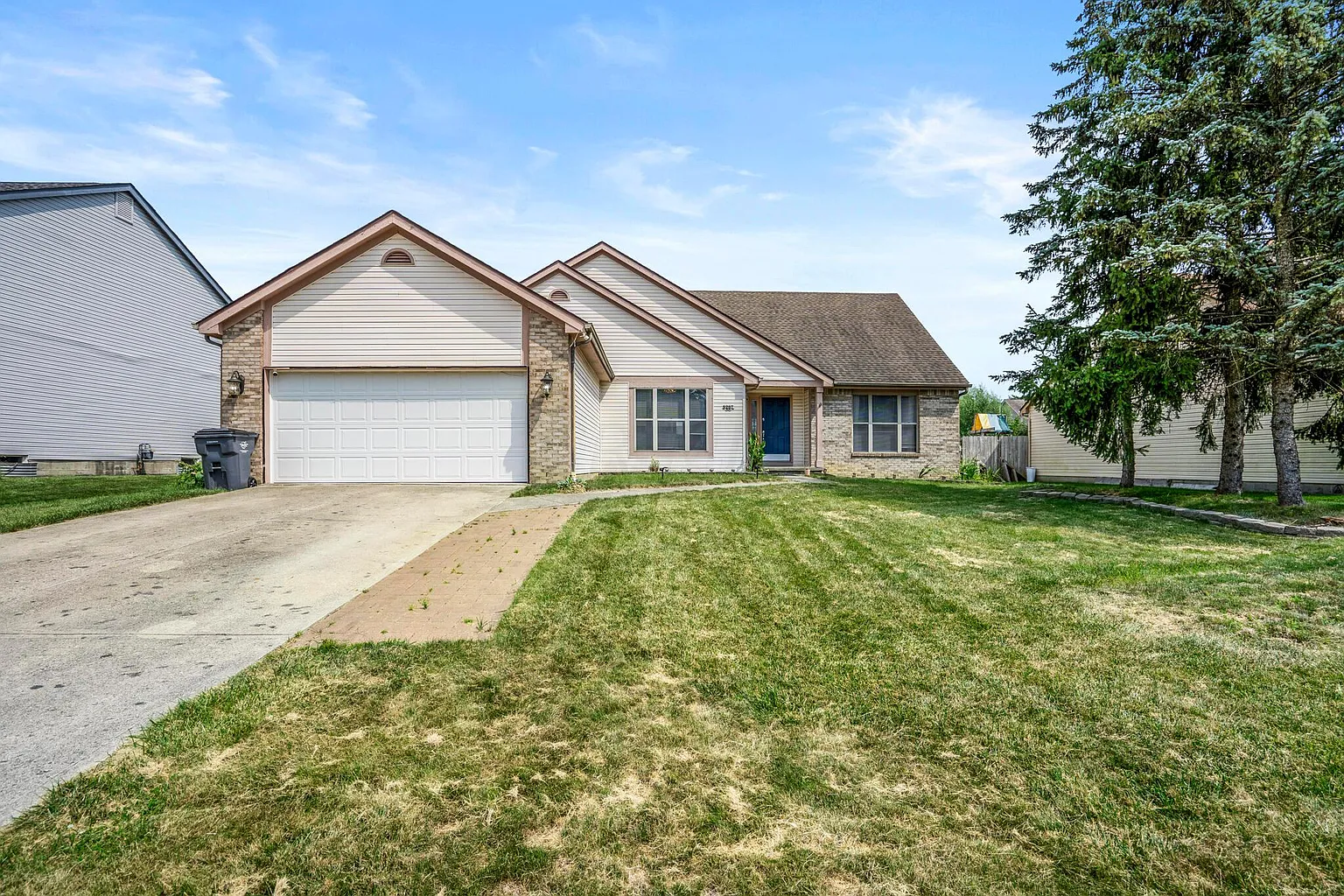 8287 Priestley Dr photo 1