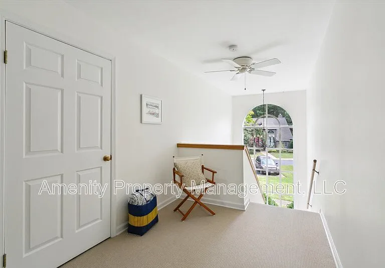 258 Archers Mead — Photo 12