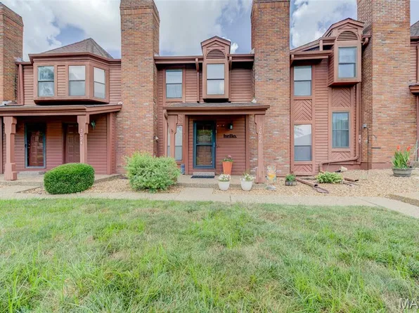 3026 Duclair Pkwy #E, Saint Charles, MO 63303