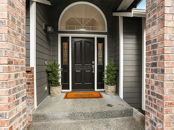 4th image of 17821 105th Avenue SE