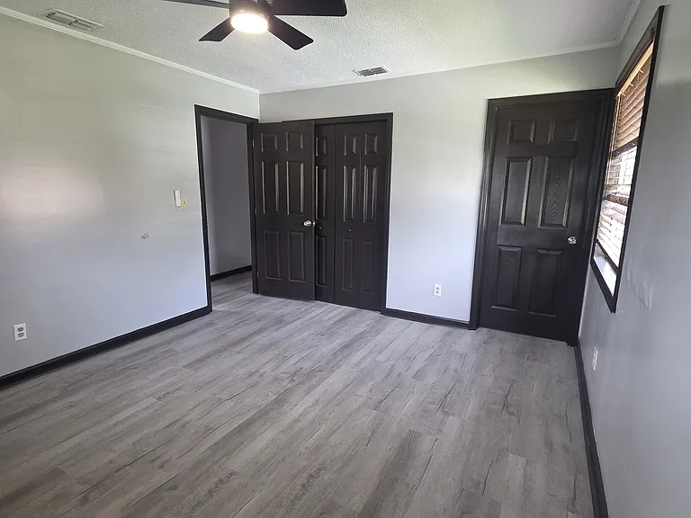 3109 Cabin St — Photo 8