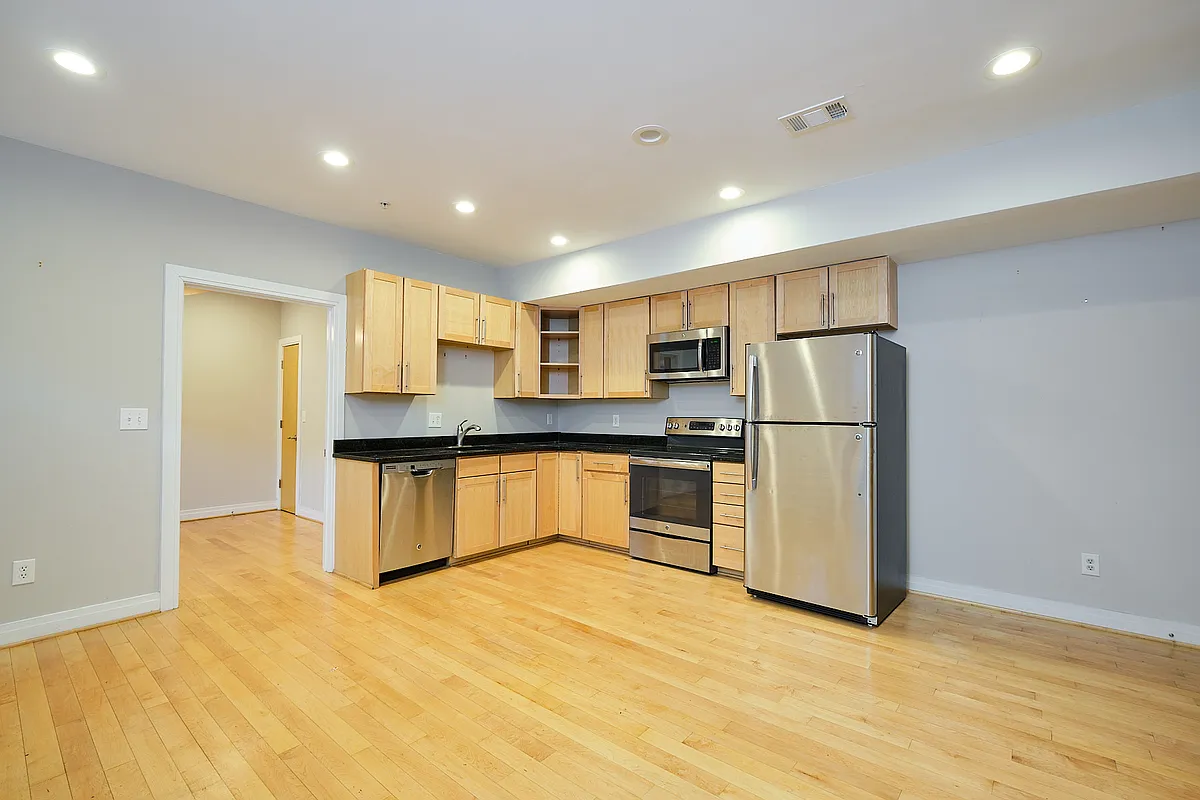 Building Photo - 5551 Illinois Ave NW #102