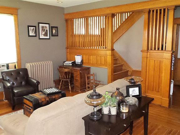 5th image of 106 N Swarts St