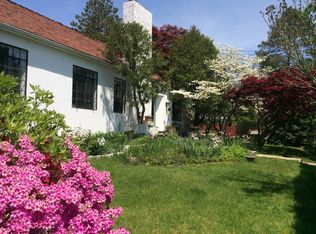 249 Lenox Rd, Huntington Station, NY 11746