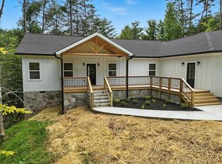 177 Cove Springs Dr, Dandridge, TN 37725
