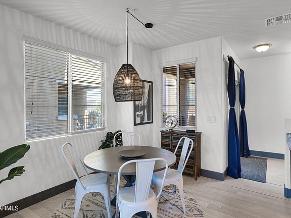4th image of 240 W JUNIPER Avenue #1164