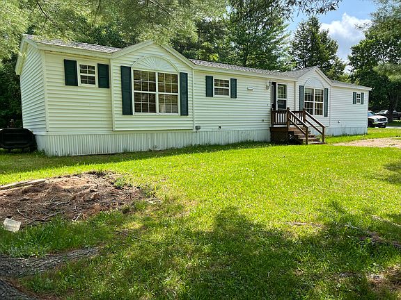 2nd image of 979 Essex Street #176 Spruce