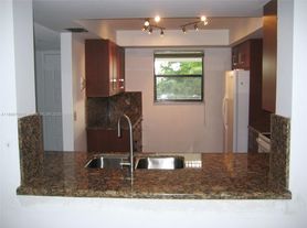 16051 Blatt Blvd, Fort Lauderdale, FL