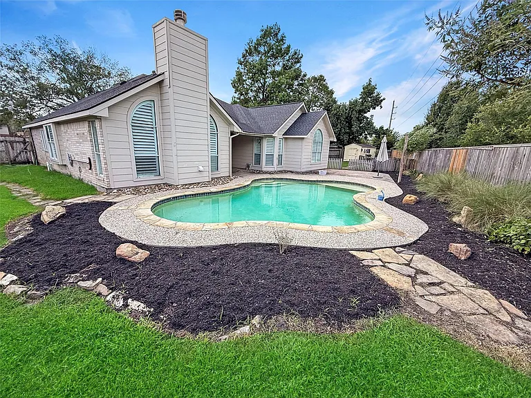 13807 Halpren Falls Cir — Photo 41