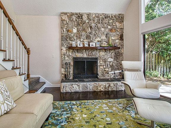 5th image of 9171 Silver Lake Dr