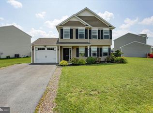 23 W Clarissa Dr, Shippensburg, PA 17257