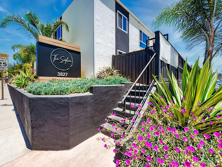 The Sophia at Mount Helix — Photo 23