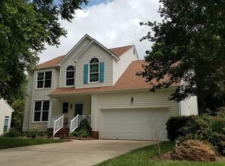 315 Neely Crossing Ln, Simpsonville, SC 29680