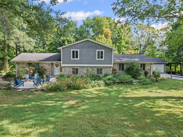 5756 Foxfire Ln, Brownsburg, IN 46112