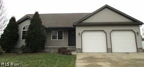 1st image of 4423 Clover Ln