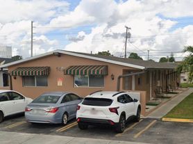 149 W 9th St, Hialeah, FL