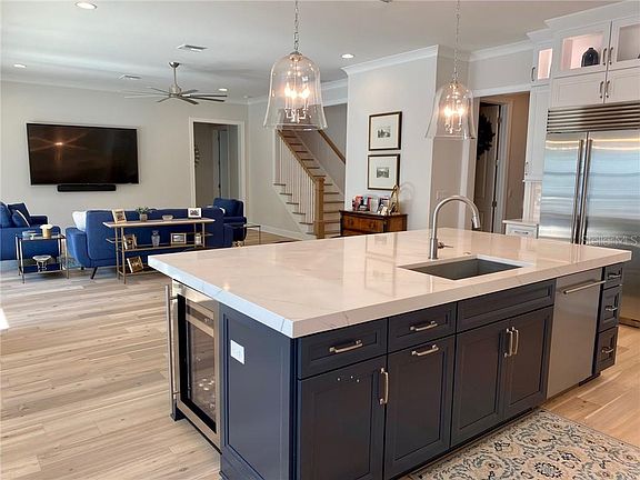 5th image of 2506 W Parkland Blvd