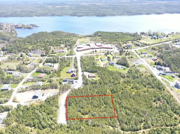 9 Valley Ridge Road, Blaketown, NL A0B1C0