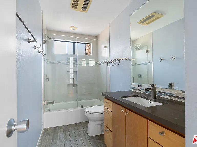 3113 Thatcher Ave — Photo 29