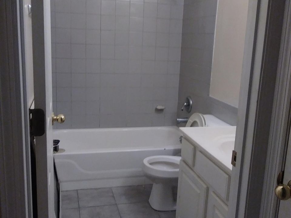 2nd image of 1819 N 20th St #A
