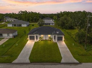 1025 Meadow Rd, Lehigh Acres, FL 33973