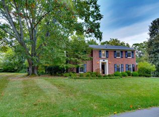 4201 Mary Knoll Ln, Maryhill Estates, KY 40207