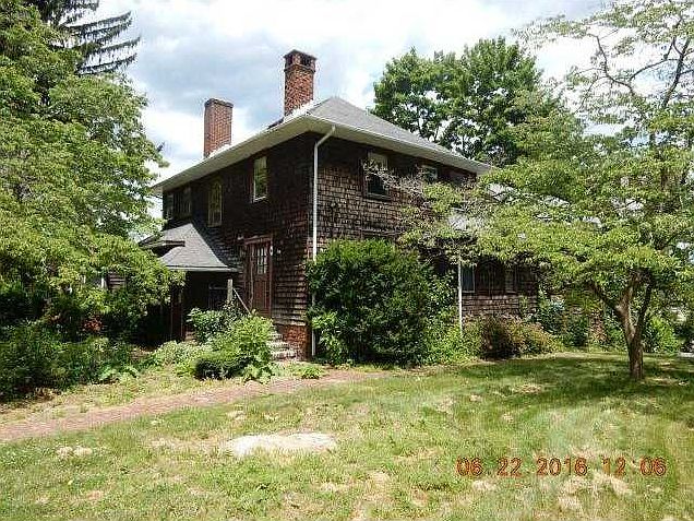 1st image of 811 Hartford Ave