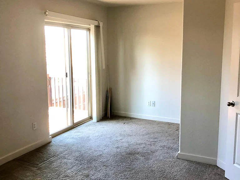 20511 Brentwood Ave #2 — Photo 8
