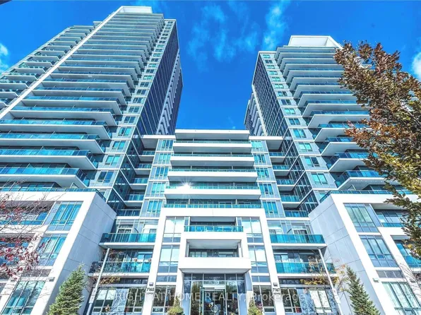 7165 Yonge St, Markham, ON
