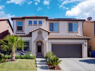 1679 E Autumn Sage Ave, Fresno, CA