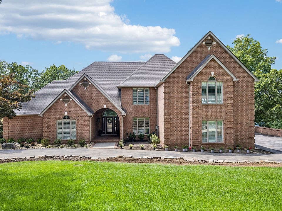 1st image of 479 Waterview Dr