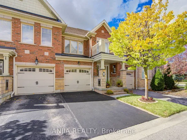 6 Expedition Cres, Whitchurch Stouffville, ON L4A 0T1