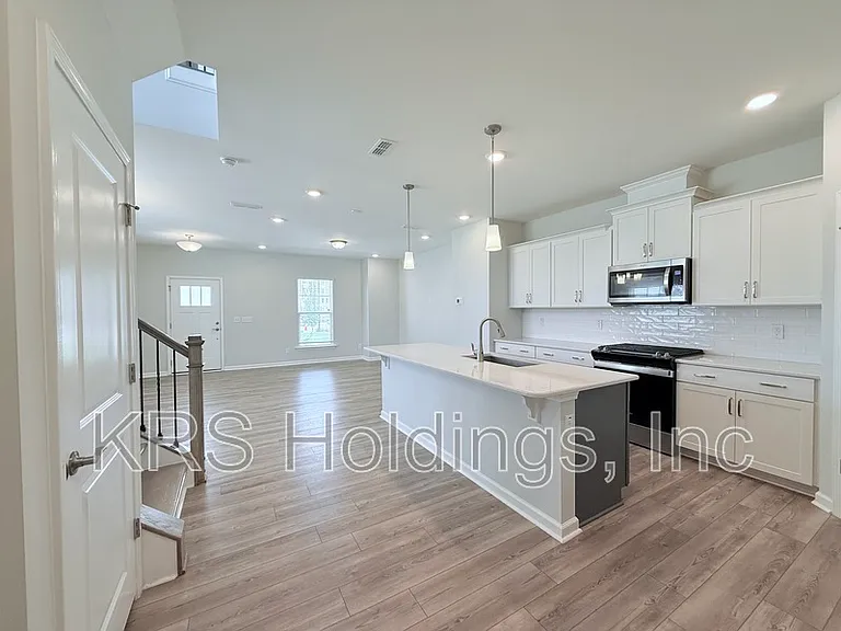 820 Silo Park Dr — Photo 8