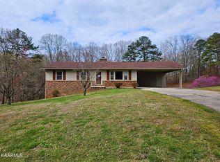 2005 Drinnen Rd, Knoxville, TN 37914