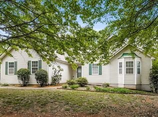 5191 Memorial Ln, Powder Springs, GA 30127
