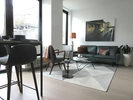 Rented by The Marketing Directors (Arias) | media 28