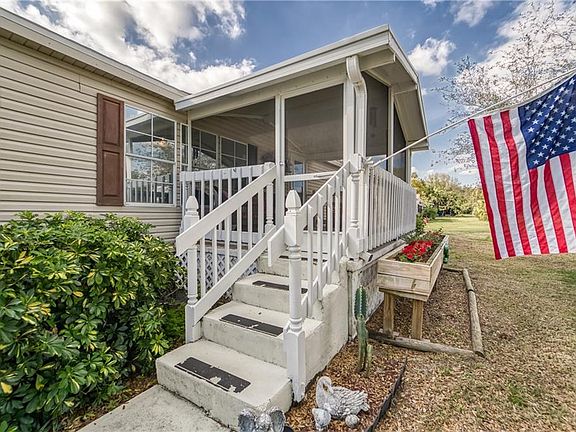 4th image of 1128 Gwaltney Pl